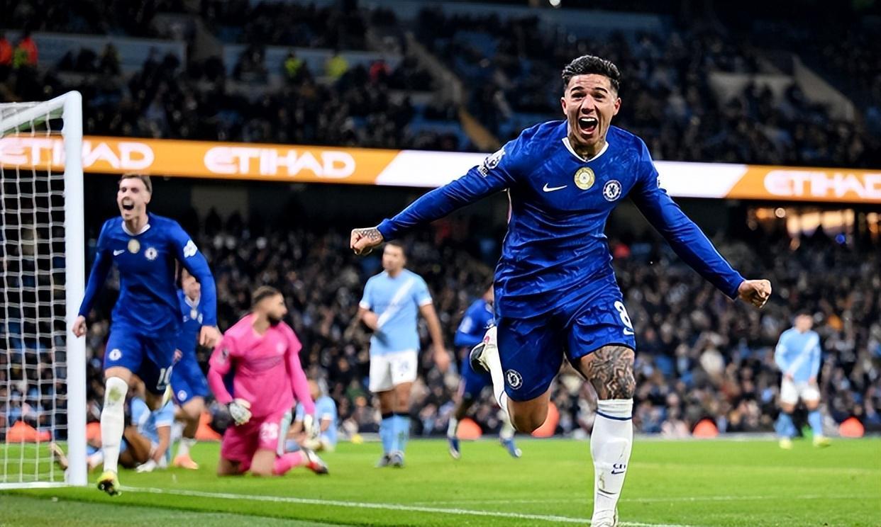 开云平台-皇马酝酿重磅引援，高价挖角阿根廷中场巨星，一大短板可迎刃而解